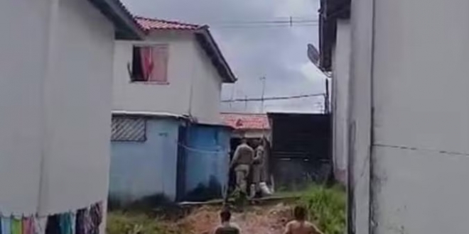 Ação policial no Alvorada resulta na prisão de quatro homens em Simões Filho