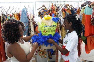 Férias na Escola: Colégios estaduais recebem estudantes para oficinas de arte, empreendedorismo e práticas esportivas | SECOM