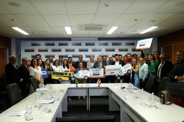 Governo da Bahia entrega equipamentos de saúde e educação para Jiquiriçá, garantindo melhores serviços para a população | SECOM
