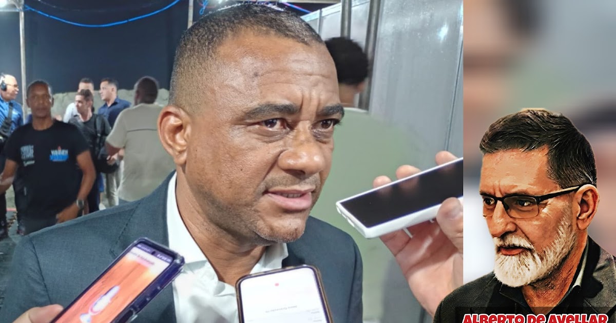 SIMÕES FILHO: ENQUANTO O PALCO SOBE O ASFALTO AFUNDA !!!