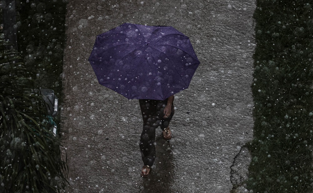 Semana começa com risco de chuva extrema em várias partes do Brasil: ‘Grande perigo’