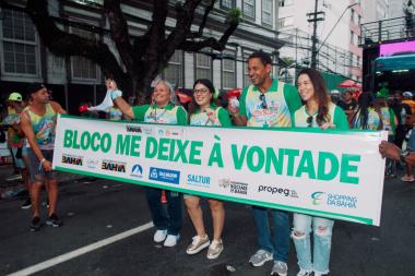 Bloco “Me Deixe à Vontade” promove inclusão e acessibilidade no Carnaval de Salvador com apoio do Governo da Bahia | SECOM