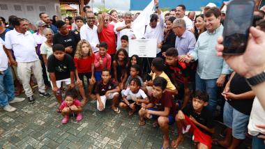 Nova delegacia e praça são entregues em Itarantim; Estado reforça saúde, infraestrutura e produção rural | SECOM