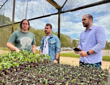 Sema visita viveiros no Extremo Sul para fortalecer política de recomposição florestal | SECOM