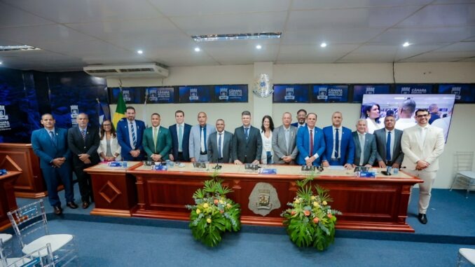 Simões Filho: Sessão Solene e marca abertura oficial dos trabalhos legislativos de 2026