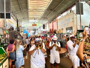 Com apoio da Setur-BA, Festa de Olojá inicia celebrações na Feira de São Joaquim em Salvador | SECOM
