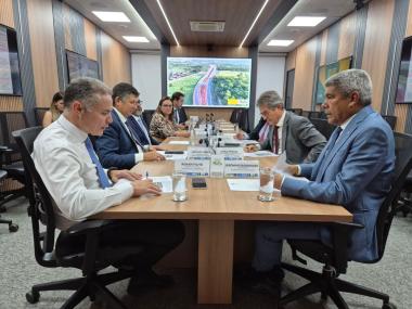 Governador Jerônimo Rodrigues discute projetos de infraestrutura para a Bahia com o ministro dos Transportes, em Brasília | SECOM