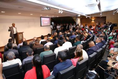 Governador autoriza obras de encostas e macrodrenagem para ampliar segurança em seis municípios baianos | SECOM