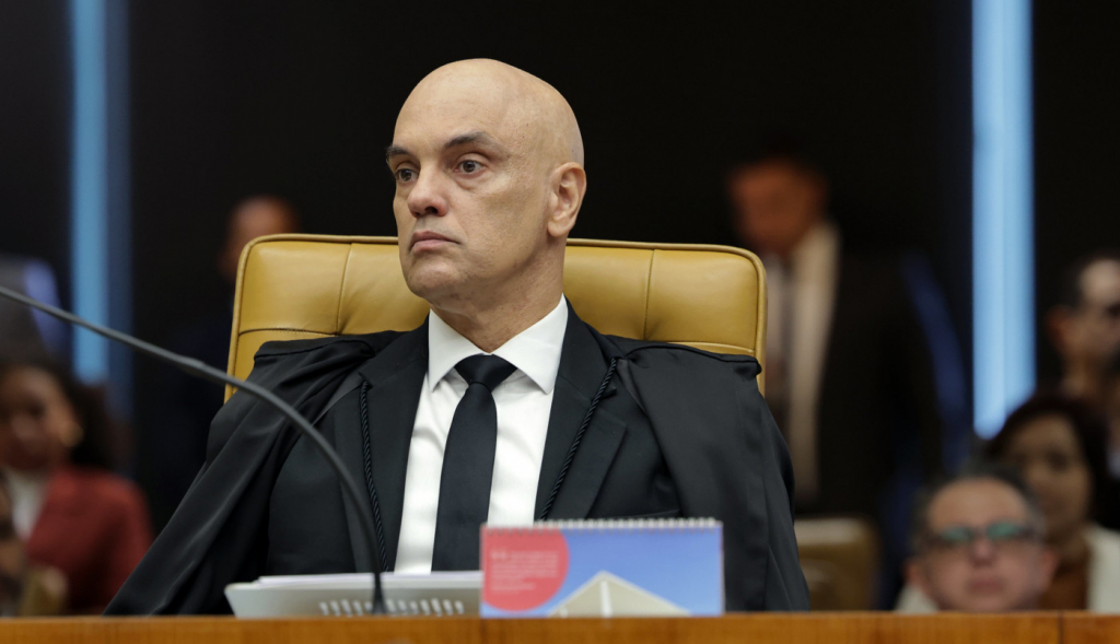 Moraes arquiva inquérito contra Elon Musk após pedido da PGR