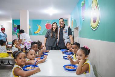 Bahia Sem Fome e Voluntárias Sociais entregam 20 toneladas de alimentos a creches de Salvador | SECOM