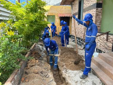 Obra da Embasa reforça estrutura sanitária no Porto das Sardinhas | SECOM