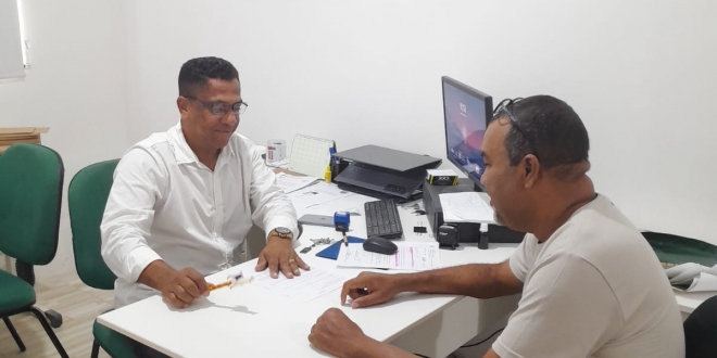 Secretário de Infraestrutura recebe líder comunitário Yuri do Condomínio para discutir demandas de comunidades