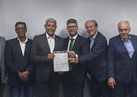 Algo de errado não está certo? Reunião “institucional” com governador não teve convite para todos os vereadores de Simões Filho