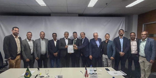 Vereadores protocolam documento com demandas de Simões Filho no Governo da Bahia